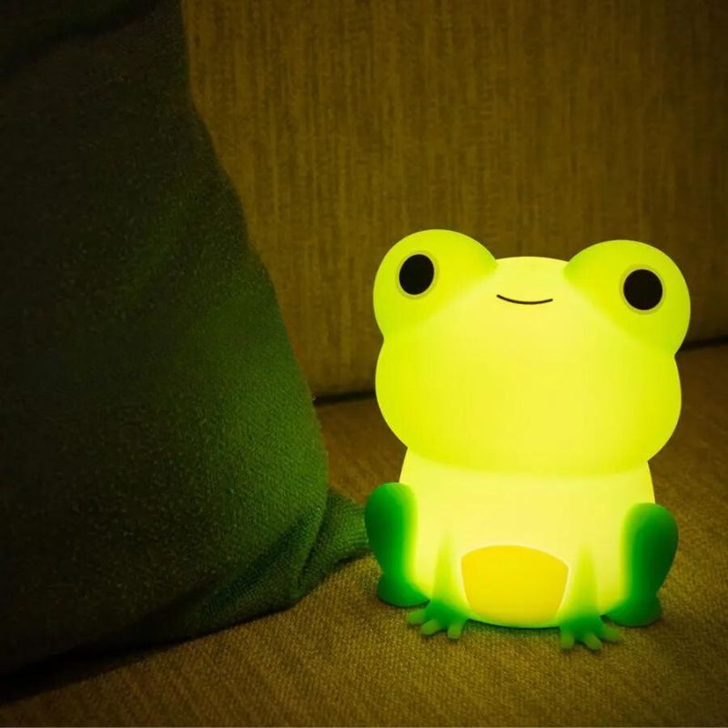 veilleuse-poser-grenouille-souple-change-couleur_6.jpg - Lampe de chevet de bureau